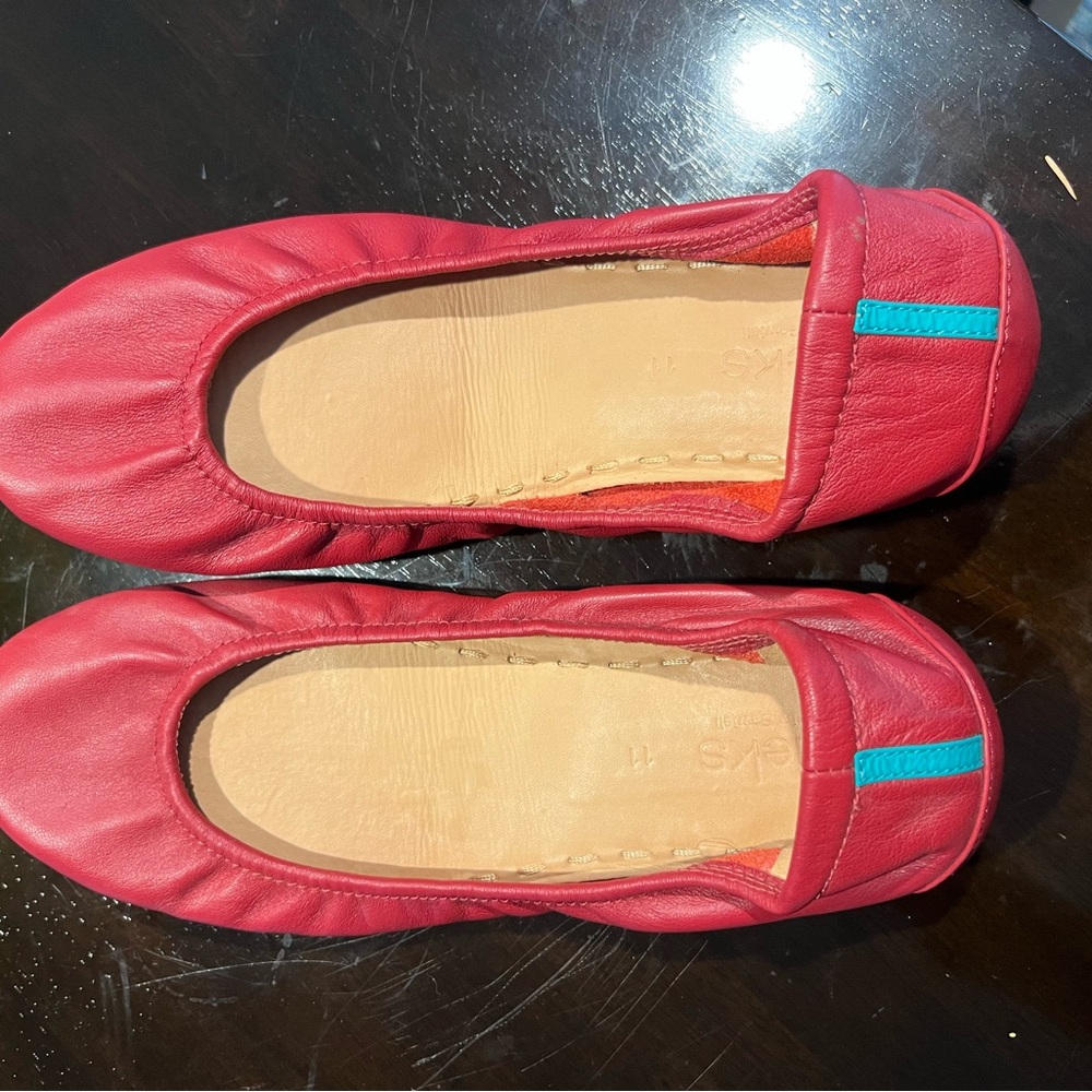 Tieks Cardinal Red Size 11